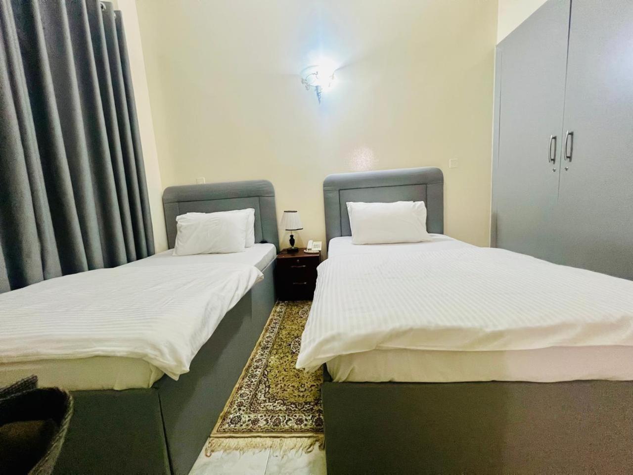 Sky Hotel Apartments Dubai Dış mekan fotoğraf