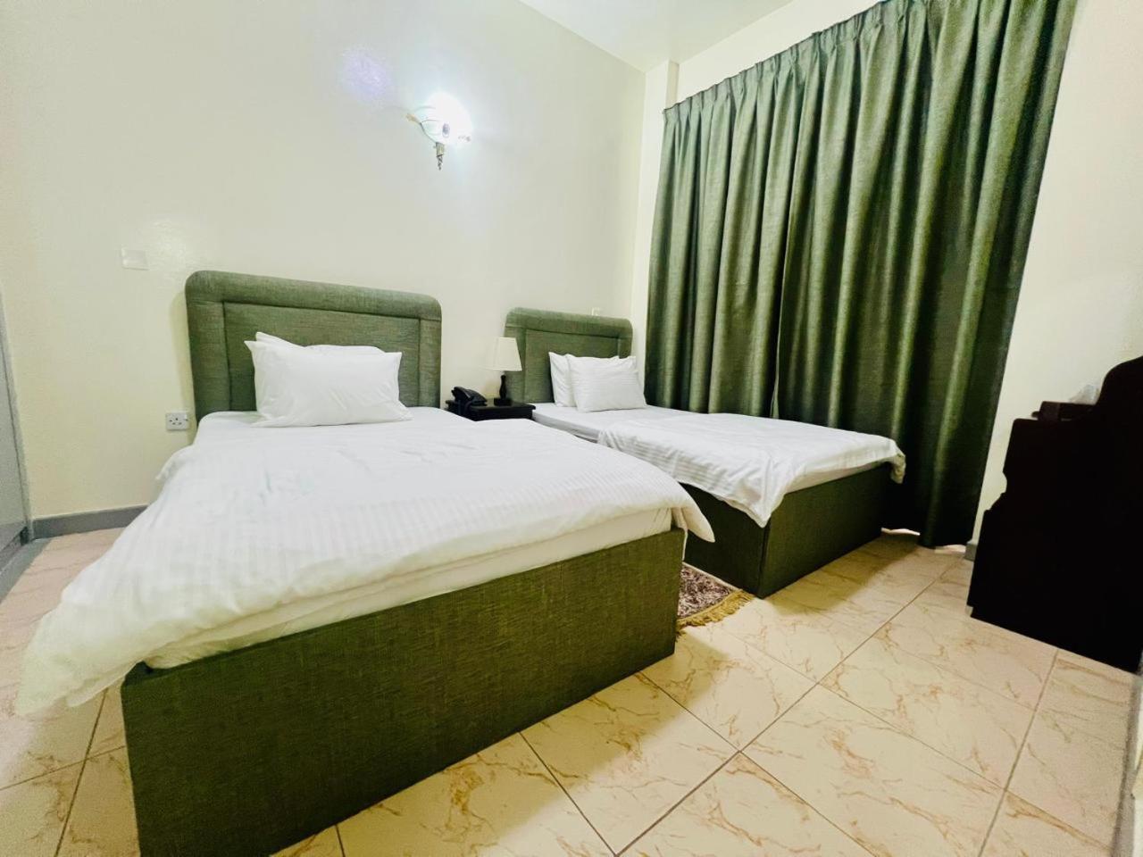 Sky Hotel Apartments Dubai Dış mekan fotoğraf