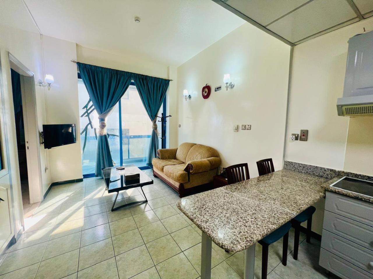 Sky Hotel Apartments Dubai Dış mekan fotoğraf